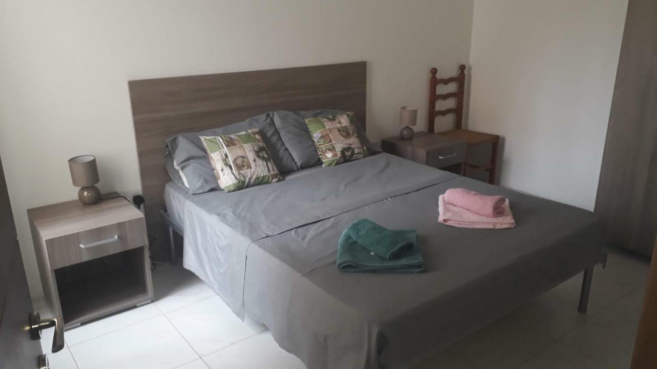 Seafront Room Мсида Экстерьер фото